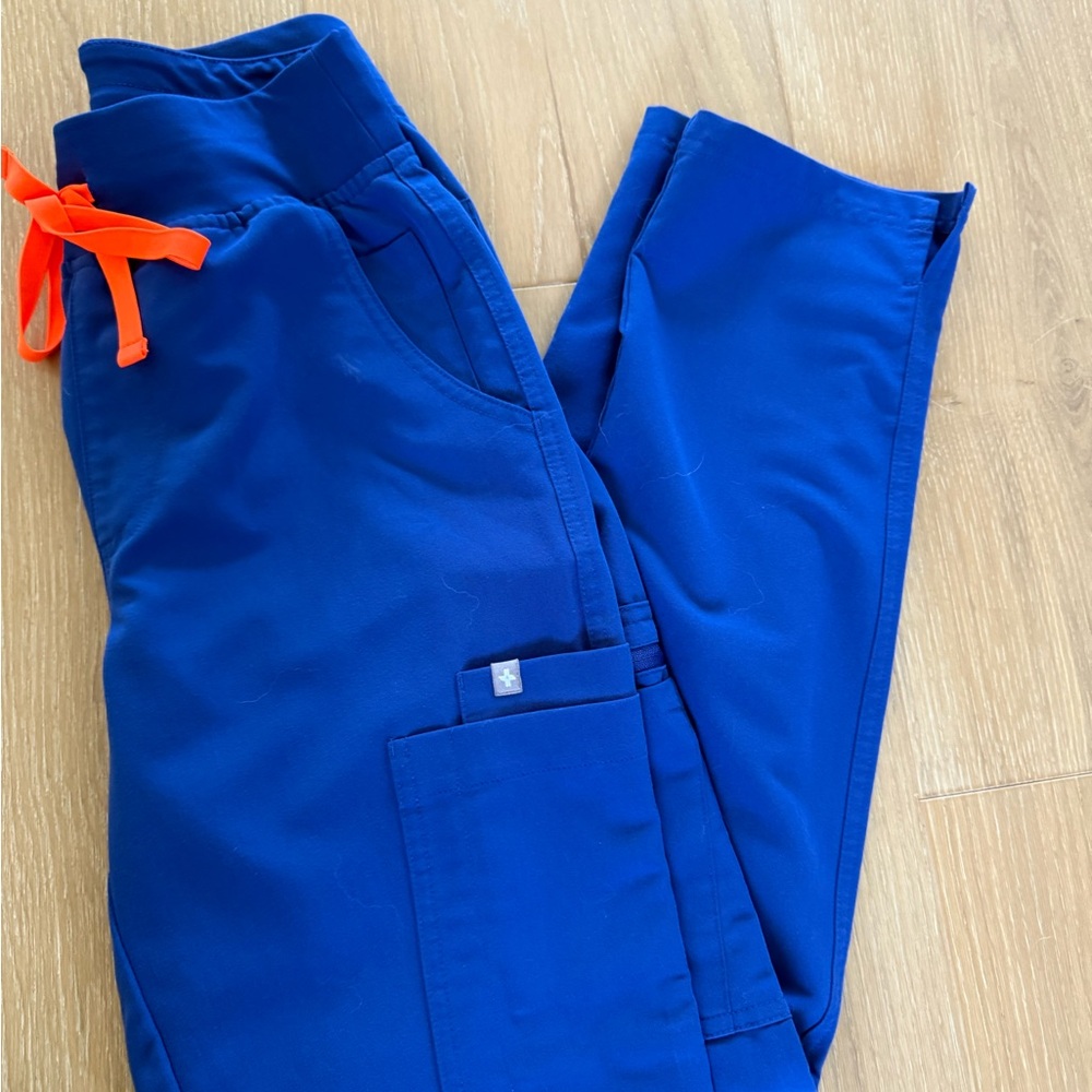 Figs Women's Winning Blue Scrubs Set XS